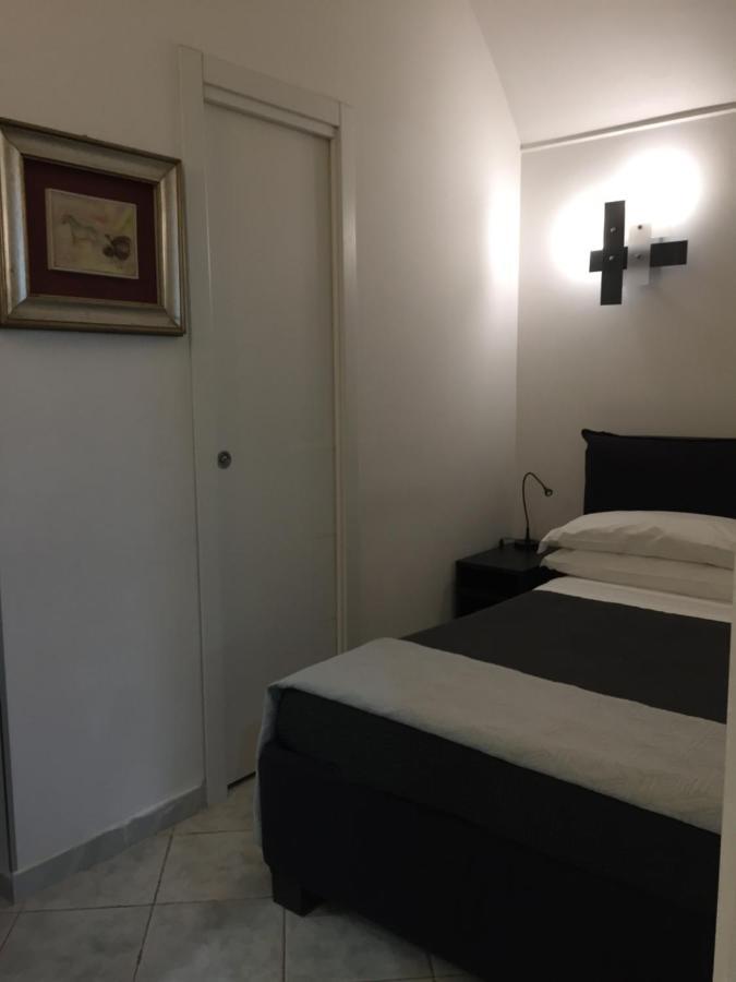 La Residenza Chiaia Short Let Monolocale Standard Appartamento